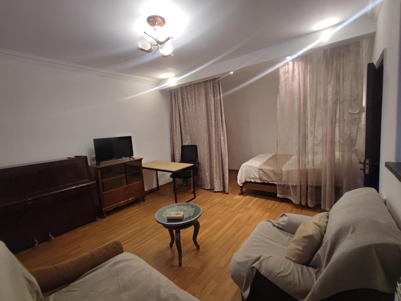 Apartments On Sayat-Nova 14 Jerevan Exteriör bild