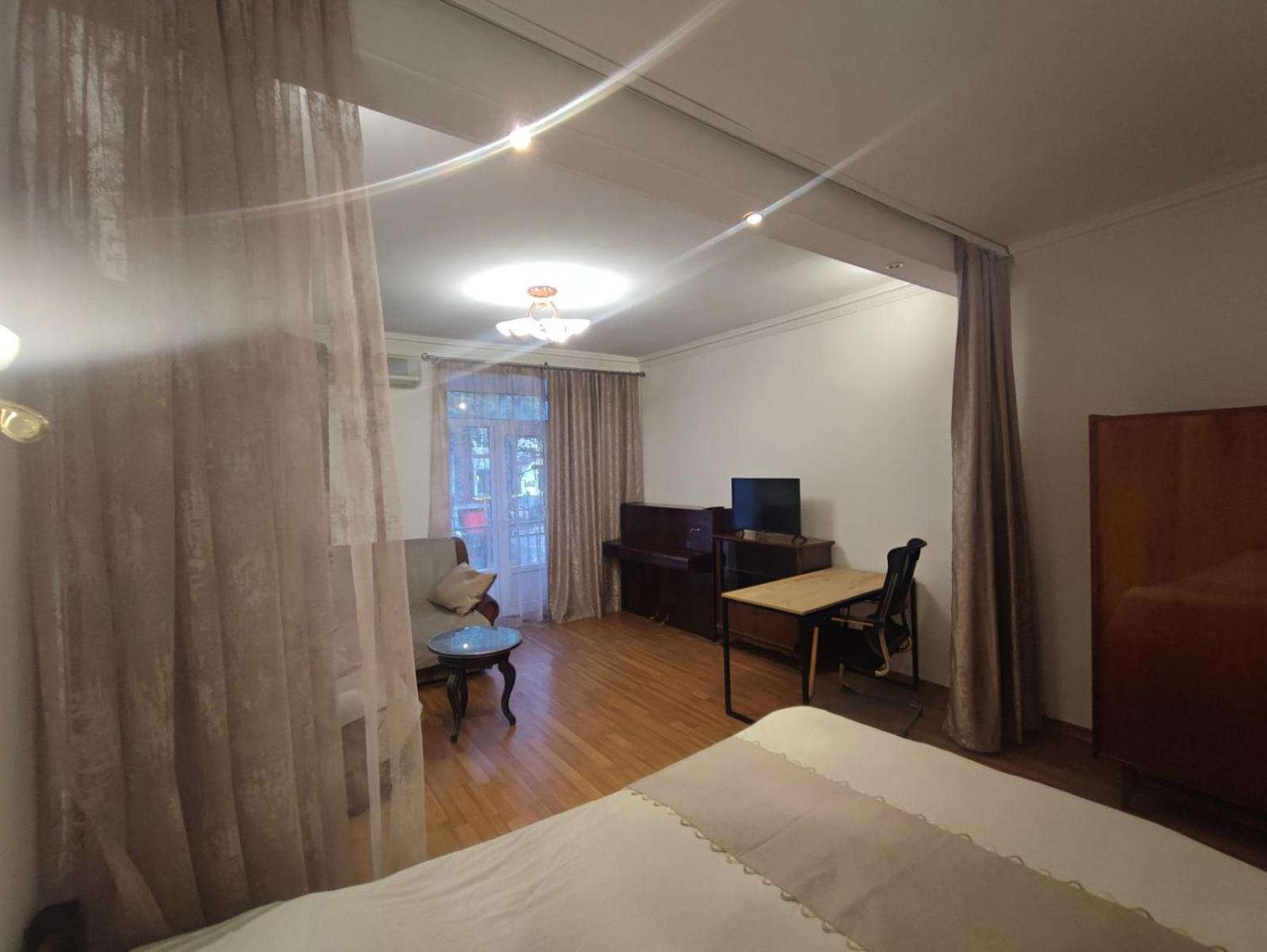 Apartments On Sayat-Nova 14 Jerevan Exteriör bild